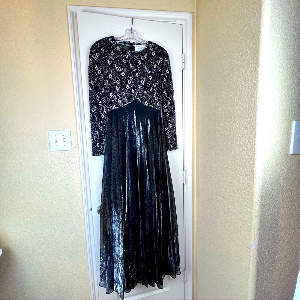 Victor Costa for Nahdree Long Sleeve Evening Gown Size 6